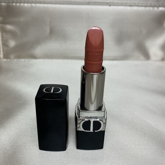 Dior Rouge Dior Refillable Lipstick in 253 Rose Feline Satin - Picture 5 of 6